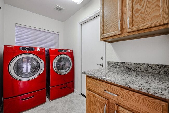 Building Photo - 3081 N 148th Ave