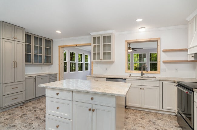 Building Photo - 7332 Kuck Rd