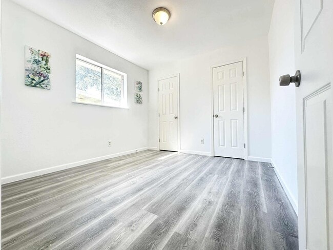 Building Photo - 10554 Alcott Dr