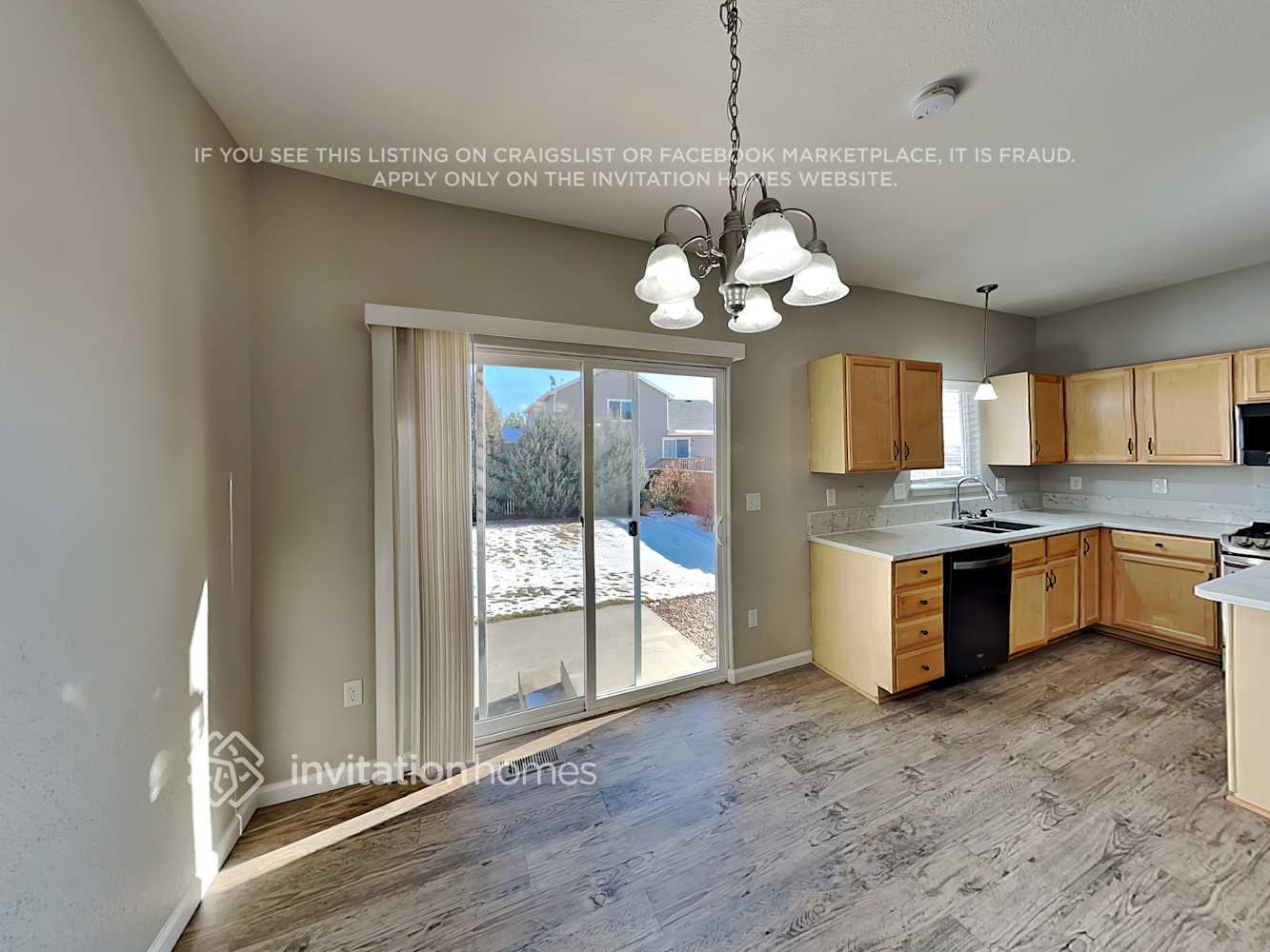 Building Photo - 366 Emerald St