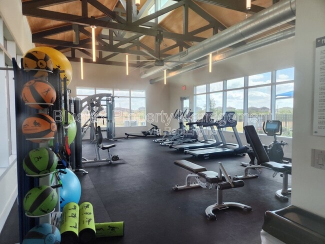 Building Photo - 7228 Pasture Run