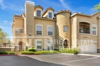 Building Photo - 5350 Dunlay Dr