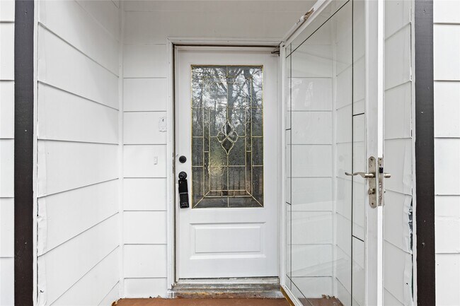 Building Photo - 804 Avenue I