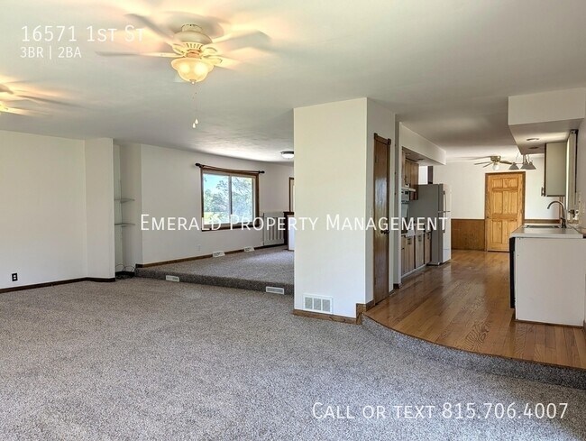 Building Photo - 16571 1st St