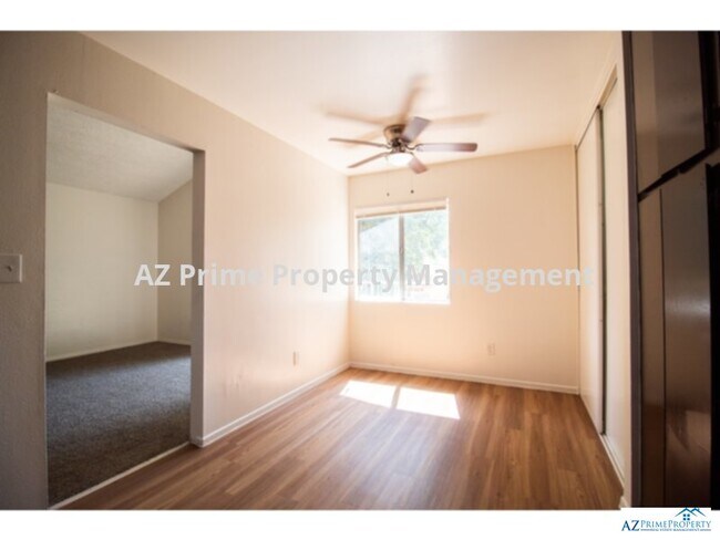 Building Photo - 3421 W Dunlap Ave