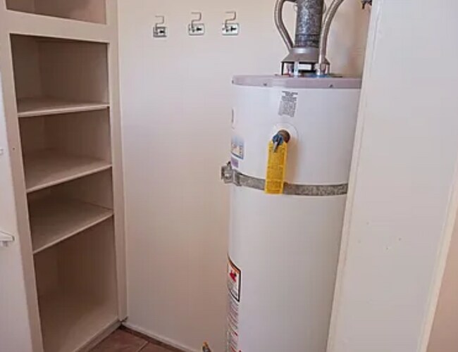 Building Photo - Charming 2-Bedroom Home in Desert Hot Springs - Just $1,800/month!