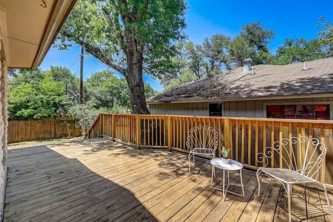 Building Photo - 13006 Moorcroft Ln