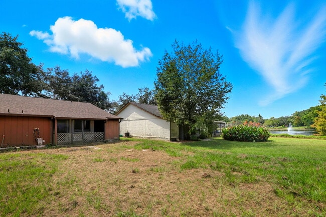 Building Photo - 843 Georgia Ave