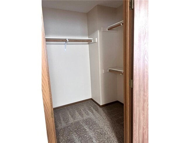 Building Photo - 1706 Lincoln Ave