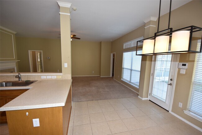 Building Photo - 22006 Madera Canyon Ct