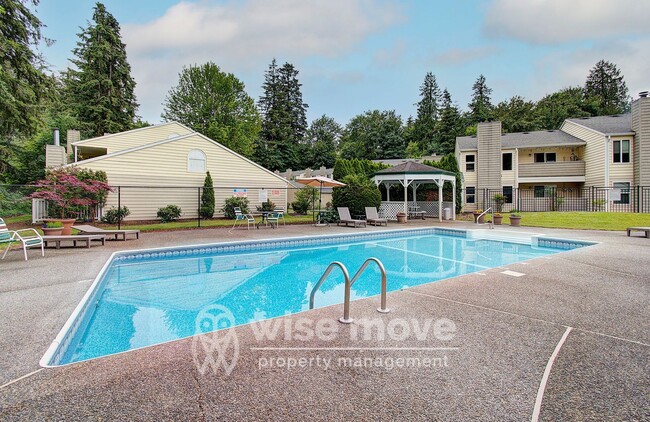 Building Photo - WSU Salmon Creek Area Condo