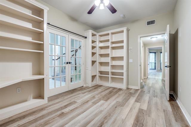 Building Photo - 2212 Grinelle Dr