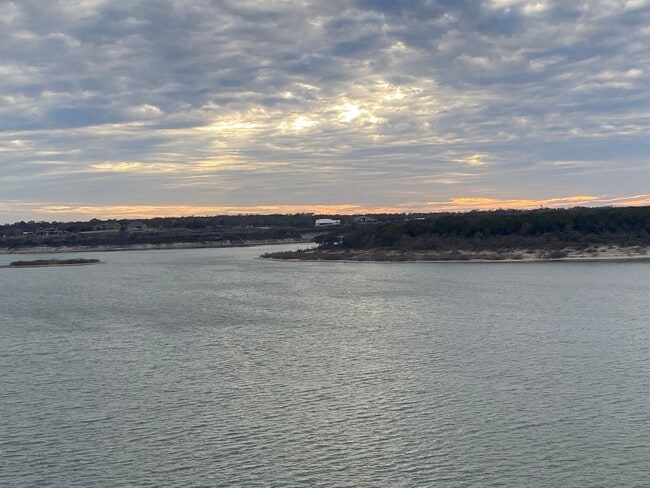 Building Photo - FURNISHED STUDIO CONDO WITH A MILLION DOLLAR LAKE VIEW