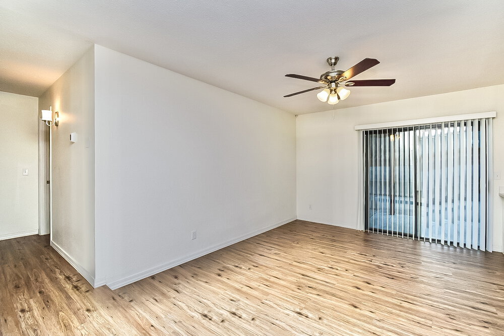 Building Photo - 1417 S Lynx Dr