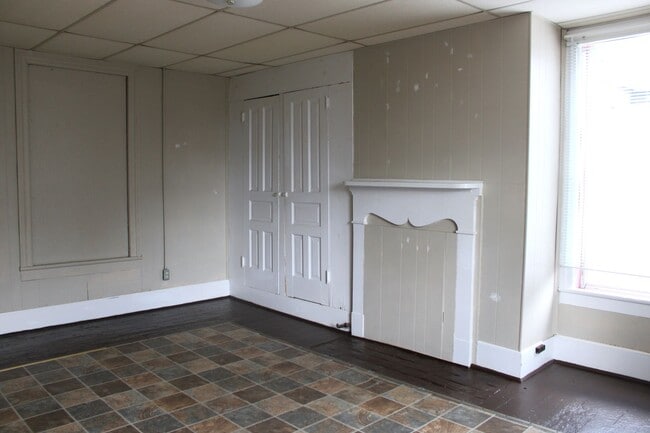 Building Photo - 975 Church St