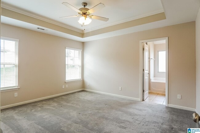 Building Photo - 936 Alise Cir