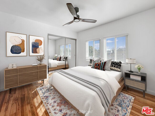 Building Photo - 211 E 81st St