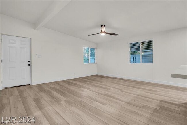Building Photo - 1660 Capistrano Ave