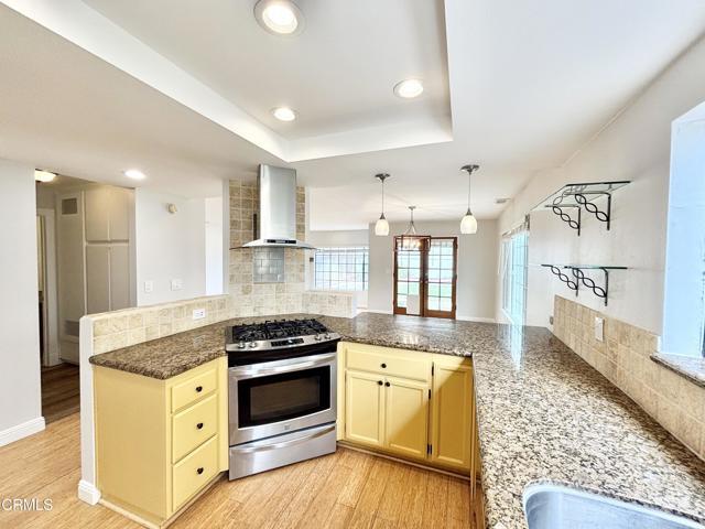Building Photo - 864 Dunes St