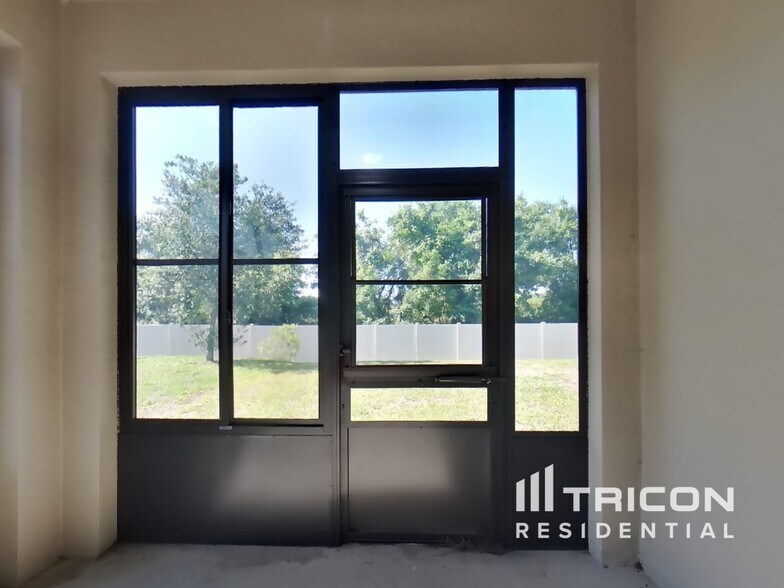 Building Photo - 3200 Wauseon Dr