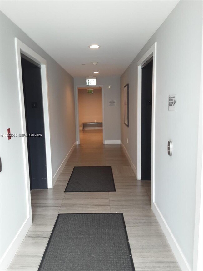 Building Photo - 140 S Dixie Hwy