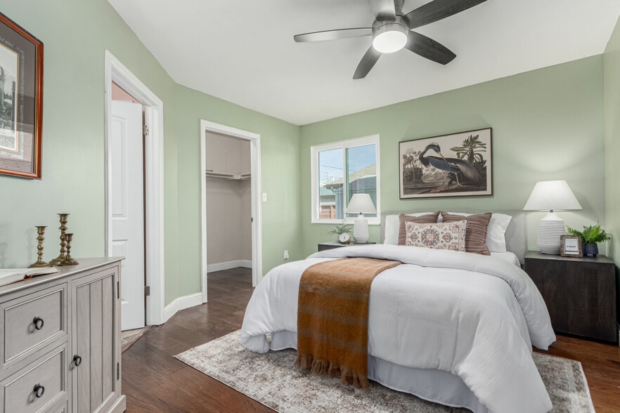 Primary bedroom - 1451 S Quitman St