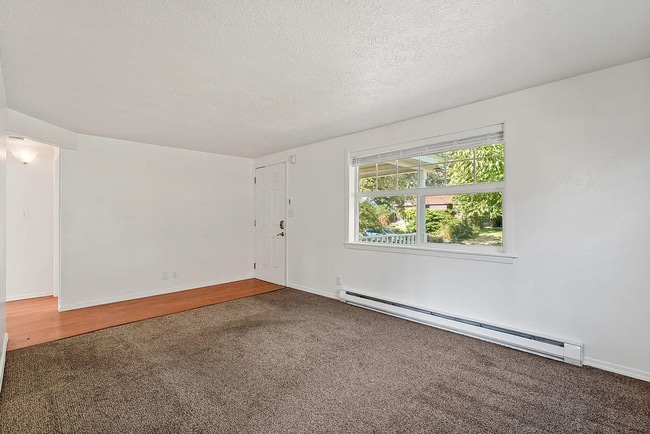 Building Photo - Charming 2 Bed, 1 Bath Rancher w/ Garage! *HOLIDAY SPECIAL: $1,000 OFF!*