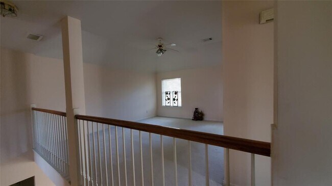 Building Photo - 14043 Fairwood Breeze