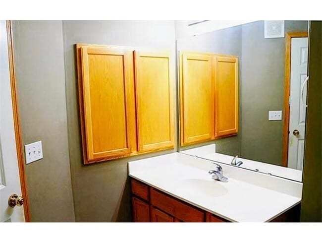 Building Photo - 2332 Eagle Trace Ln