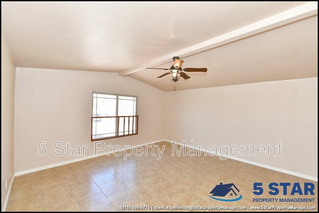 Building Photo - 908 Bolivia St