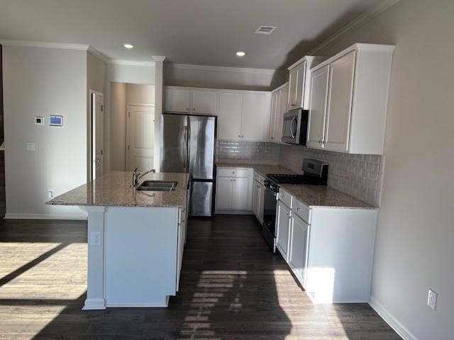 Building Photo - 2213 Blue Monarch Dr