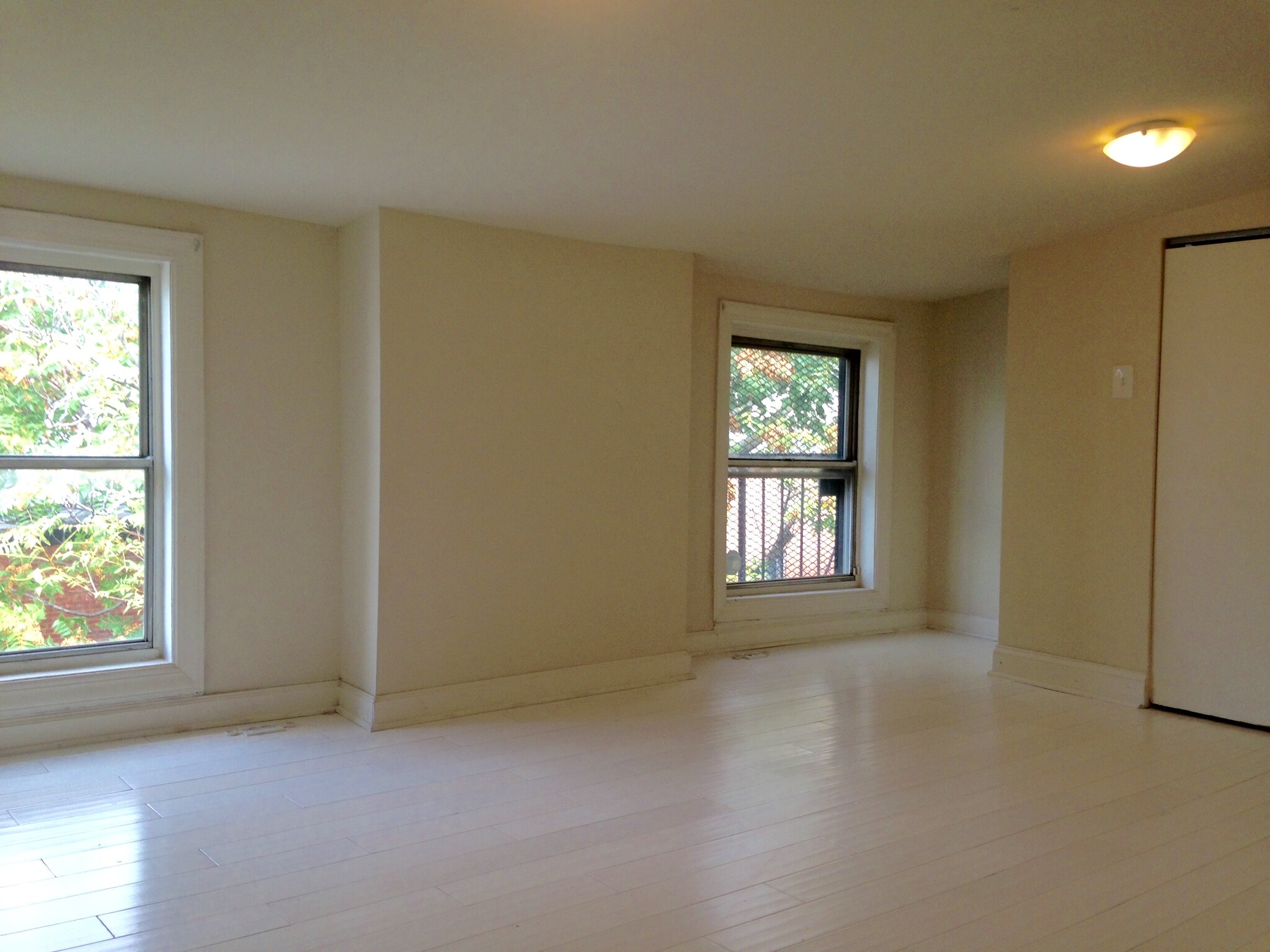 Building Photo - 30 E Preston St