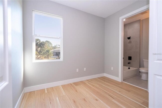 Building Photo - 49 Santa Fe St