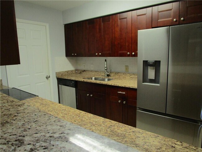 Building Photo - 4003 Wingate Way