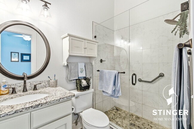 Building Photo - 40 Canopy Ln