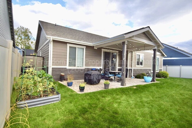 Building Photo - 7763 N Hibiscus Ln