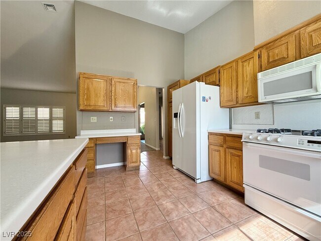 Building Photo - 735 Sea Pines Ln