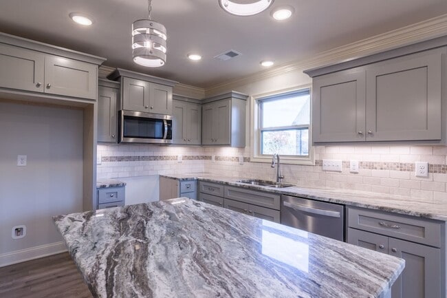 Building Photo - 1031 C P Stewart Blvd