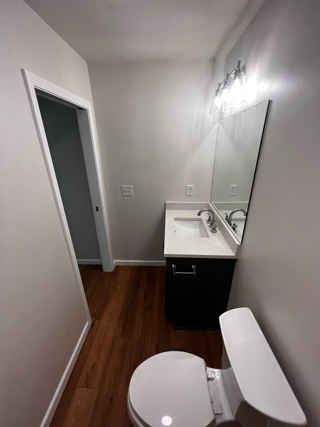 Building Photo - 3025 Barrett Ct