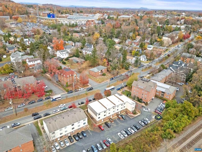 Building Photo - 2100 Jefferson Park Ave