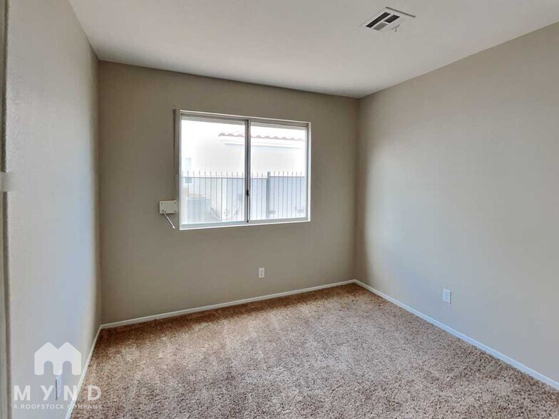 Building Photo - 3829 Intermezzo Way