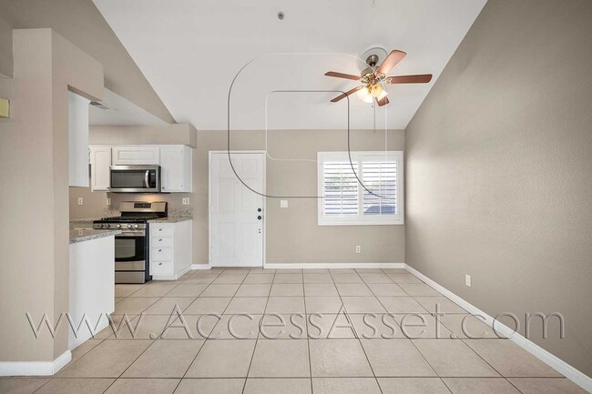 Building Photo - Fullerton Condo Near CSUF + Easy Freeway Access