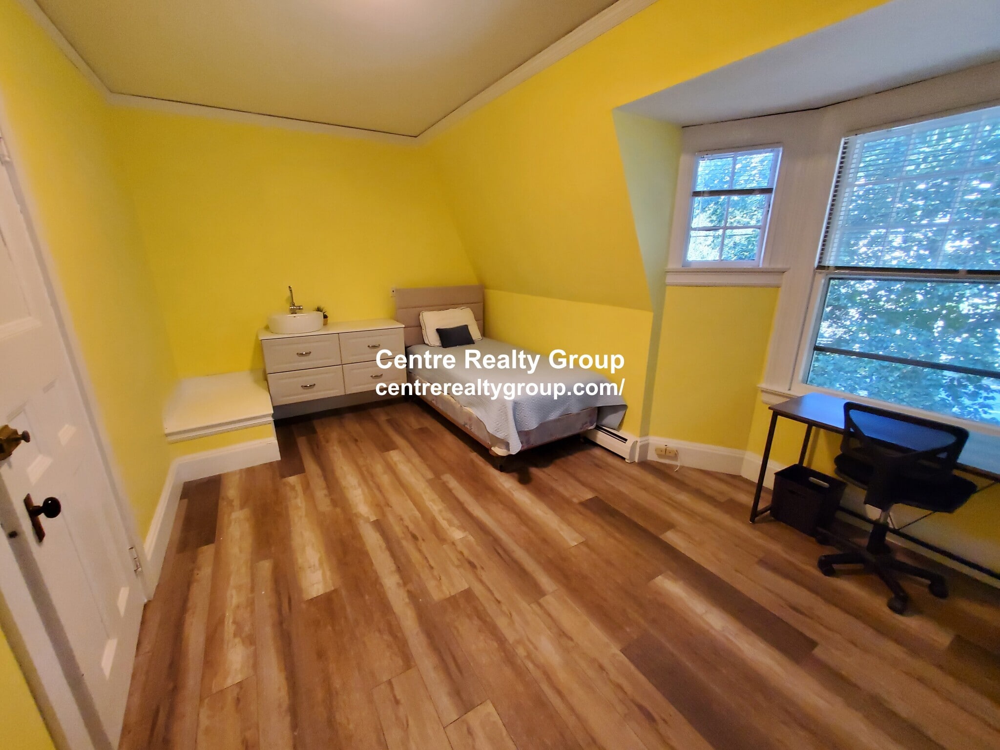 Building Photo - 1106 Boylston St