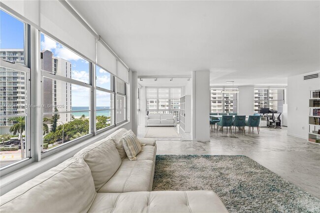 Building Photo - 5640 Collins Ave