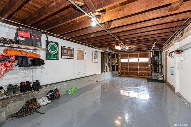 Building Photo - 120 Capistrano Ave