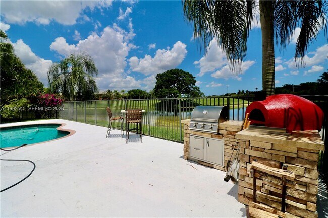 Building Photo - 2686 Palmer Pl