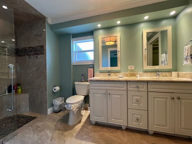 Building Photo - Furnished ** Punta Gorda Isles Vacation Home ** Heated Pool ** Canal / Boat Dock ** $6,500