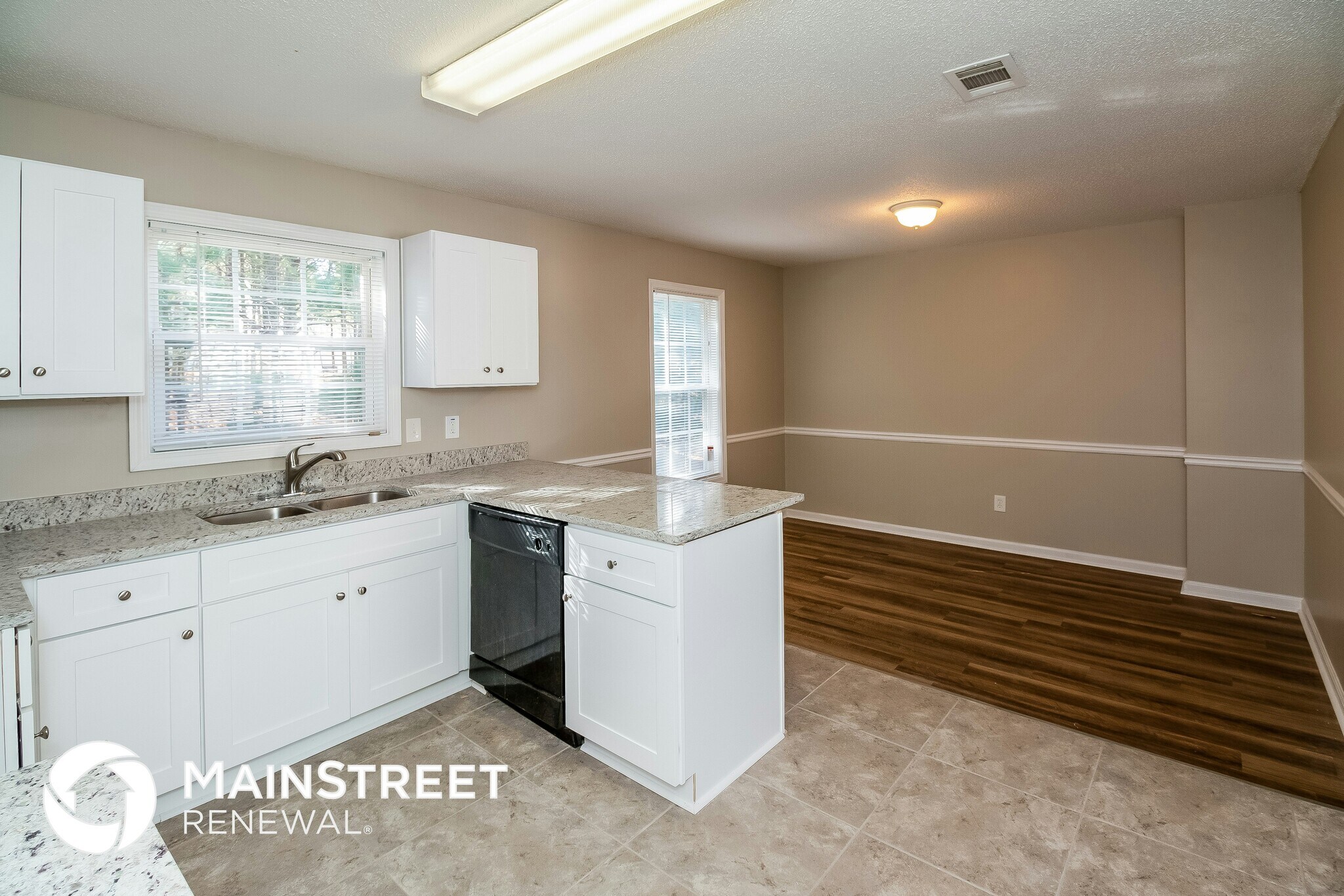 Building Photo - 8139 Green Garden Dr