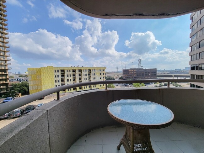 Building Photo - 3525 Sage Rd