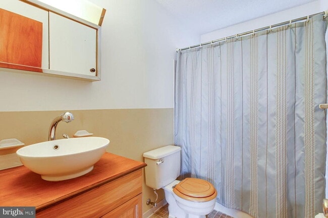 Building Photo - 1117 Ellingwood Dr